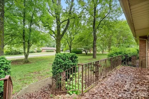 4014 Peggy Lane Mint Hill NC 28227