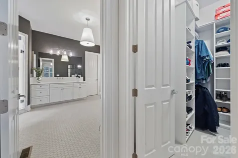 200 Seven Oaks Landing Belmont NC 28012