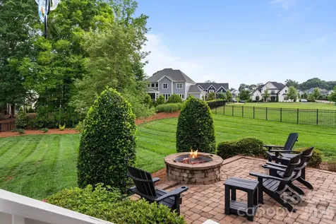 200 Seven Oaks Landing Belmont NC 28012