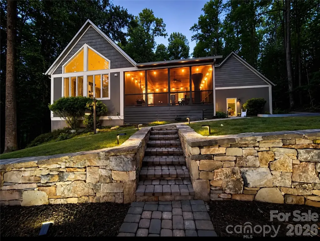67 Reeses Ridge Court Hendersonville NC 28739