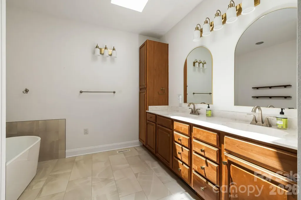 67 Reeses Ridge Court Hendersonville NC 28739