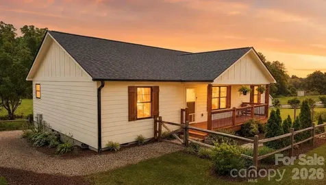 923 Newfound Road Leicester NC 28748