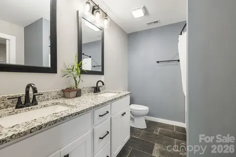 923 Newfound Road Leicester NC 28748