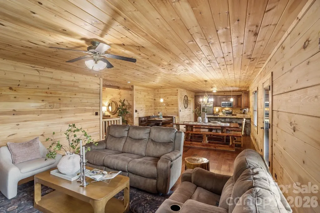 1732 Waters Edge Drive Granite Falls NC 28630