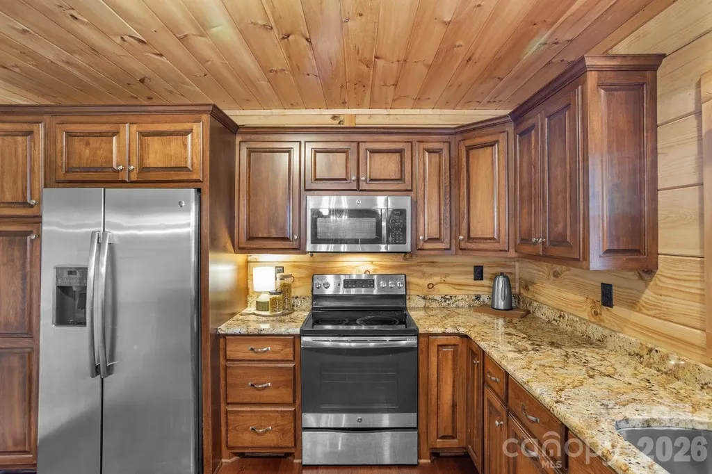 1732 Waters Edge Drive Granite Falls NC 28630