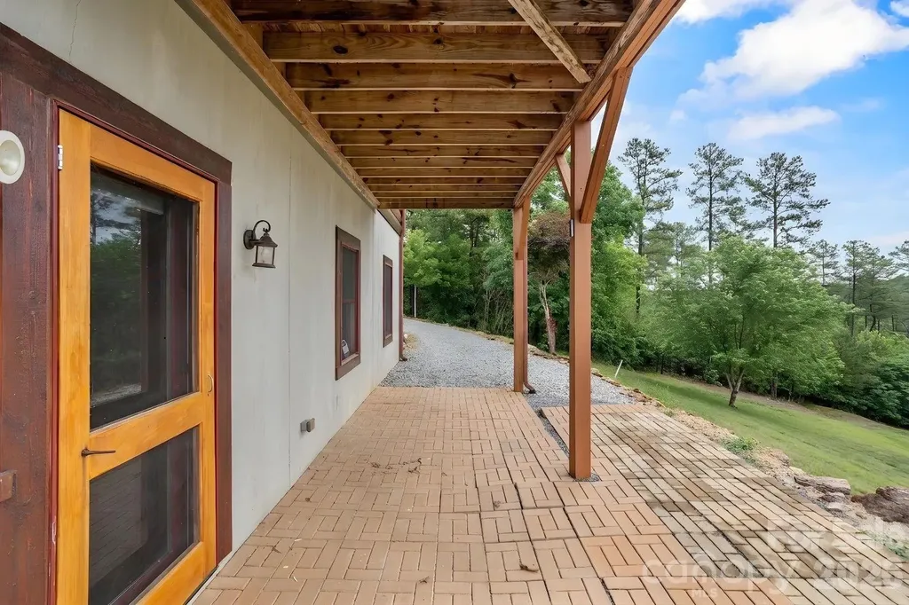 1732 Waters Edge Drive Granite Falls NC 28630