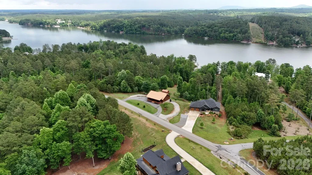 1732 Waters Edge Drive Granite Falls NC 28630