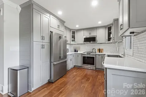 6 Catawba Ridge Court Lake Wylie SC 29710