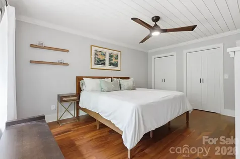6 Catawba Ridge Court Lake Wylie SC 29710