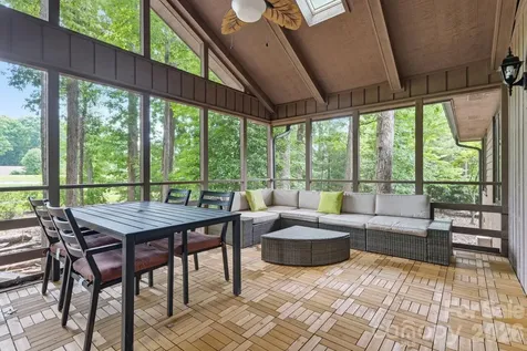 6 Catawba Ridge Court Lake Wylie SC 29710