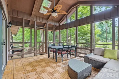 6 Catawba Ridge Court Lake Wylie SC 29710
