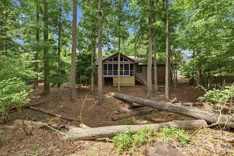 6 Catawba Ridge Court Lake Wylie SC 29710