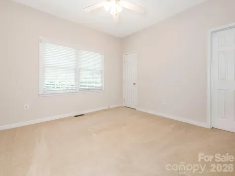 3672 Charolais Lane Harrisburg NC 28075