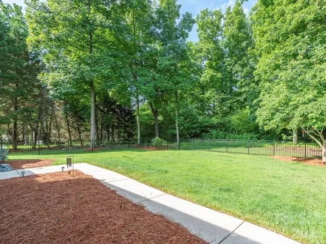 3672 Charolais Lane Harrisburg NC 28075
