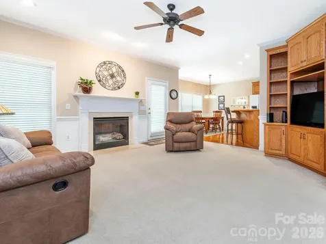 3672 Charolais Lane Harrisburg NC 28075