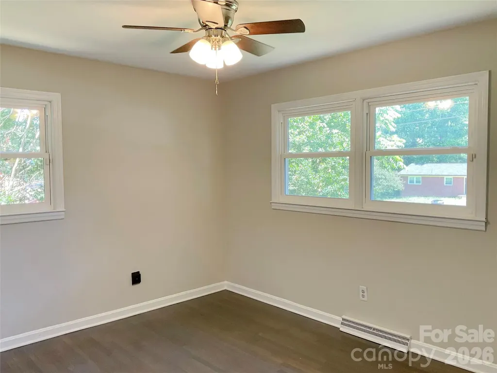 2346 Woodleaf Drive Gastonia NC 28052