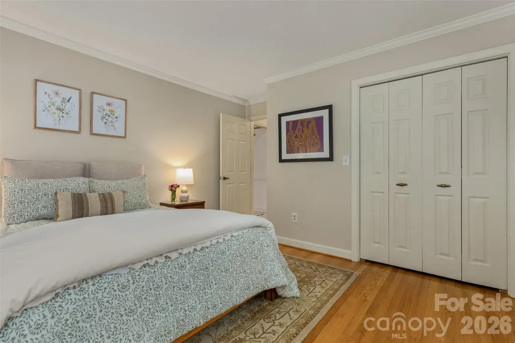 425 Sondley Woods Place Asheville NC 28805
