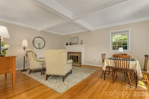 425 Sondley Woods Place Asheville NC 28805