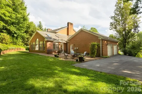 425 Sondley Woods Place Asheville NC 28805