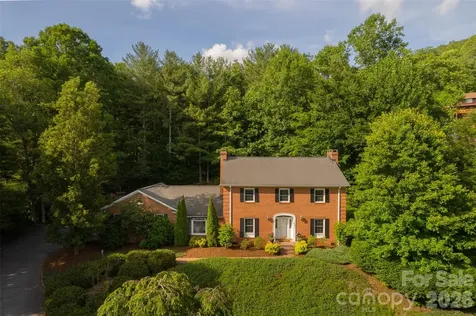 425 Sondley Woods Place Asheville NC 28805
