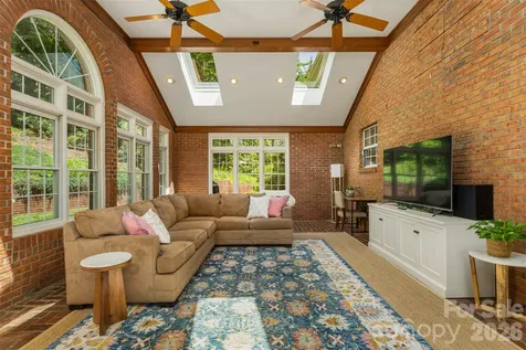 425 Sondley Woods Place Asheville NC 28805