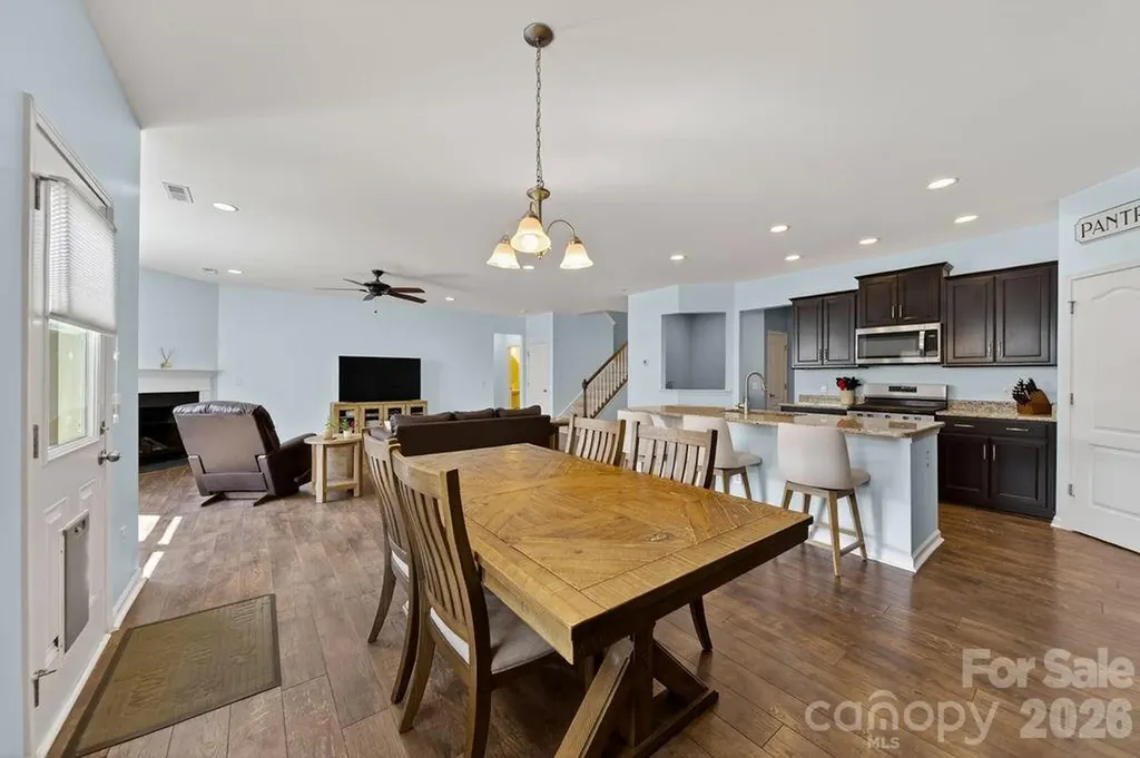 11033 Crane Creek Drive Charlotte NC 28278
