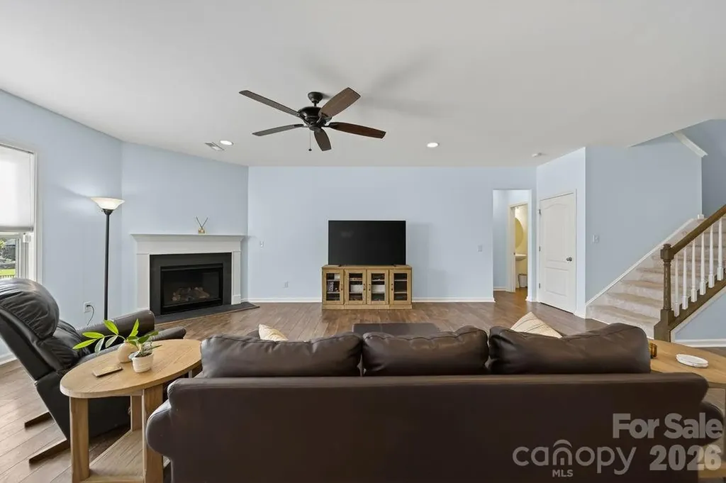 11033 Crane Creek Drive Charlotte NC 28278
