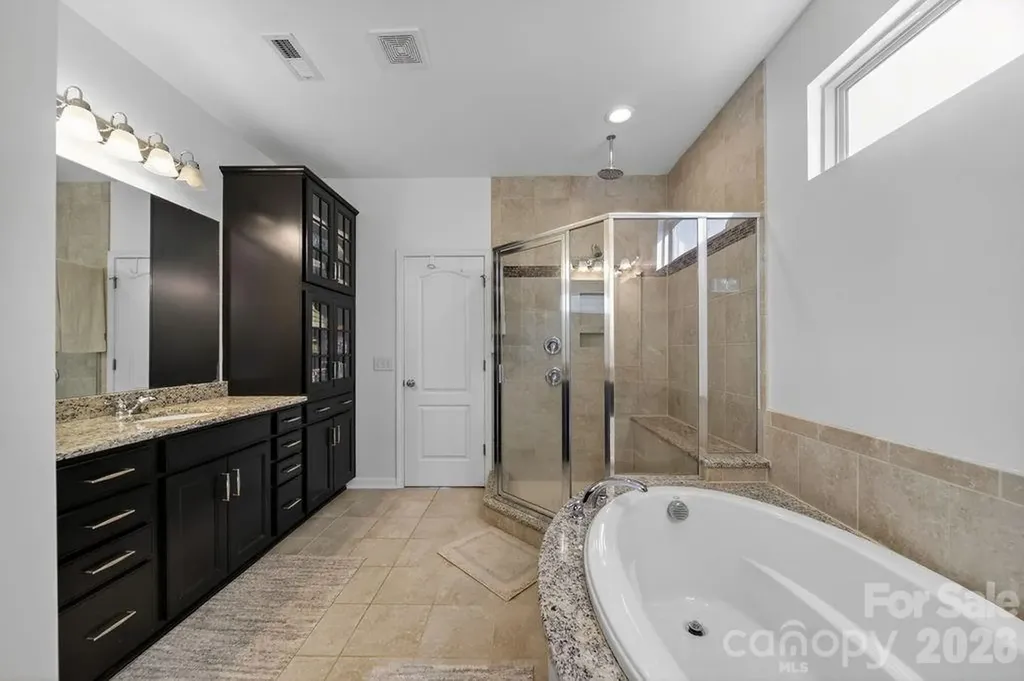 11033 Crane Creek Drive Charlotte NC 28278