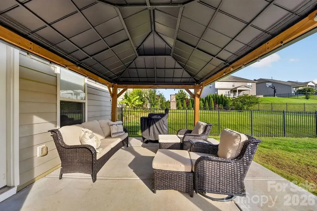 11033 Crane Creek Drive Charlotte NC 28278