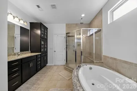 11033 Crane Creek Drive Charlotte NC 28278