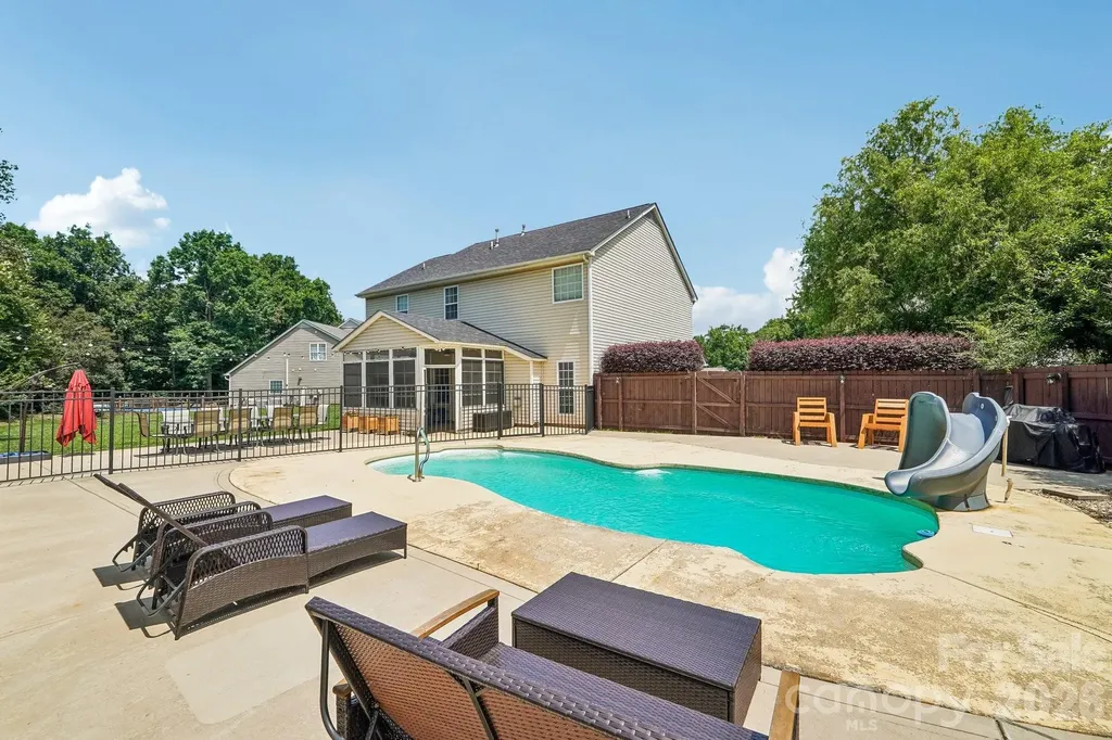 12900 Mccahan Lane Huntersville NC 28078
