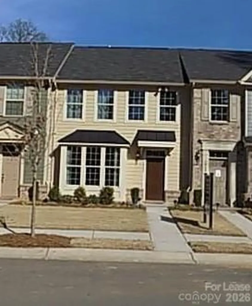 1935 Fleetwood Drive Charlotte NC 28208