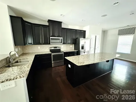 1935 Fleetwood Drive Charlotte NC 28208