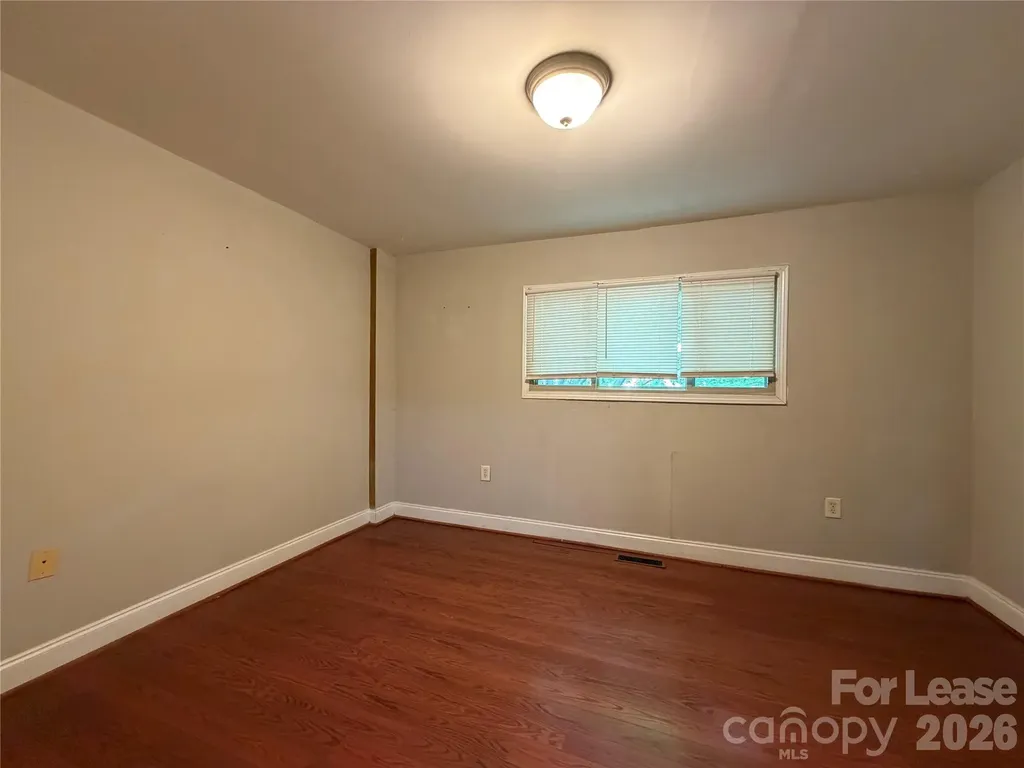 1207 Green Oaks Lane Charlotte NC 28205