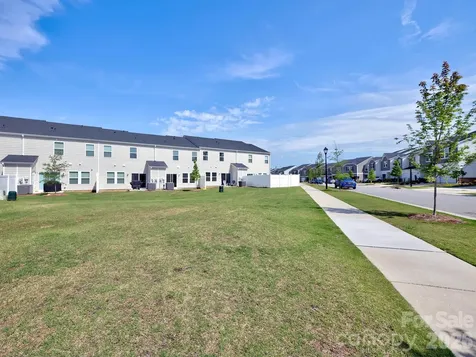 1652 Village Grove Lane Monroe NC 28110