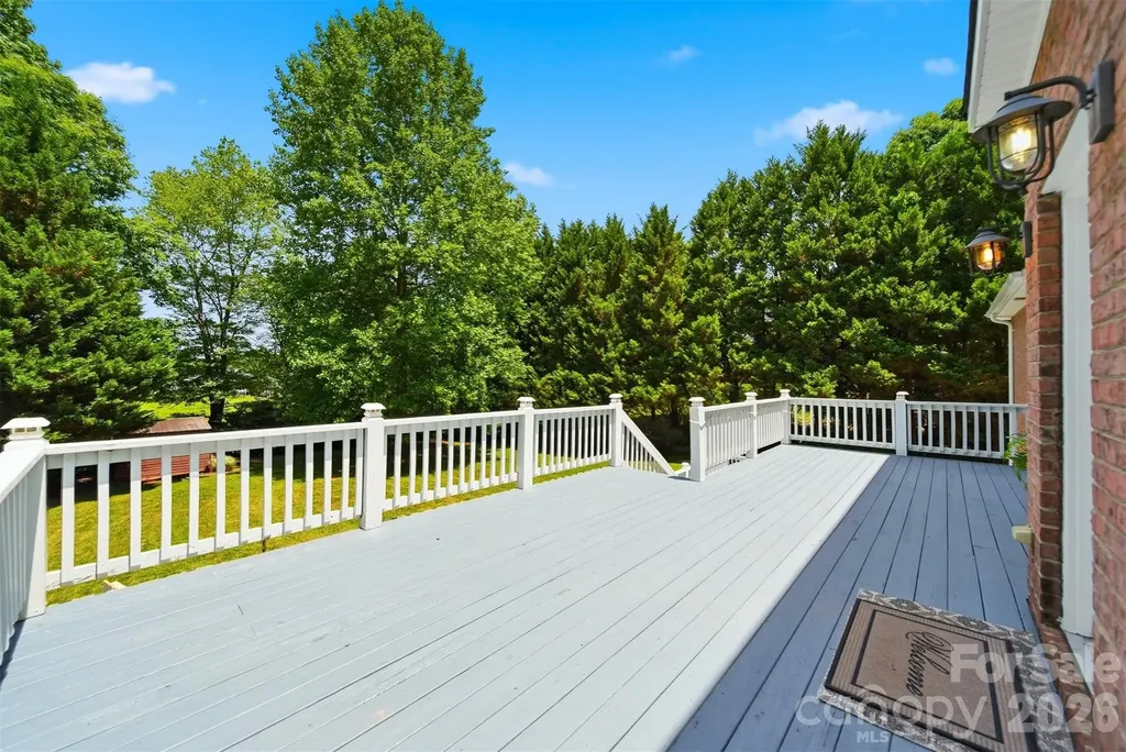 1245 34th Avenue NE Hickory NC 28601
