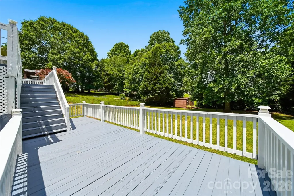 1245 34th Avenue NE Hickory NC 28601