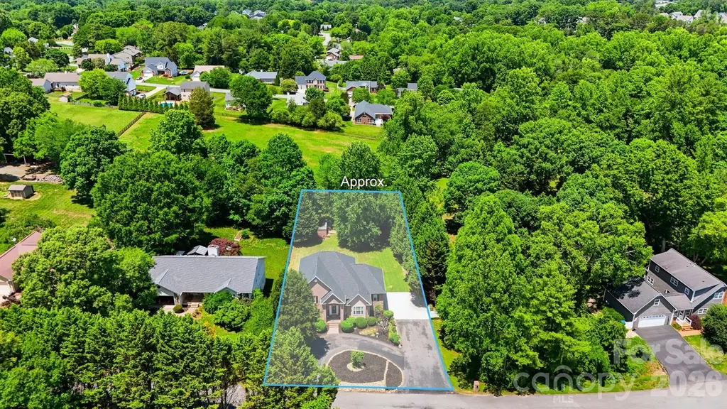 1245 34th Avenue NE Hickory NC 28601