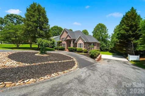1245 34th Avenue NE Hickory NC 28601