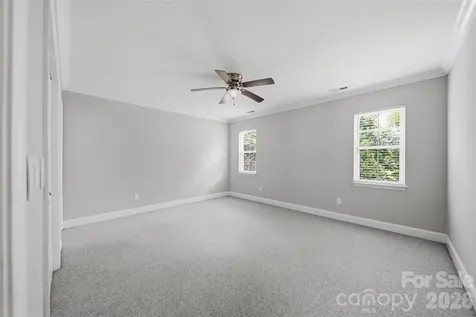 1245 34th Avenue NE Hickory NC 28601