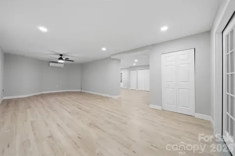 1245 34th Avenue NE Hickory NC 28601