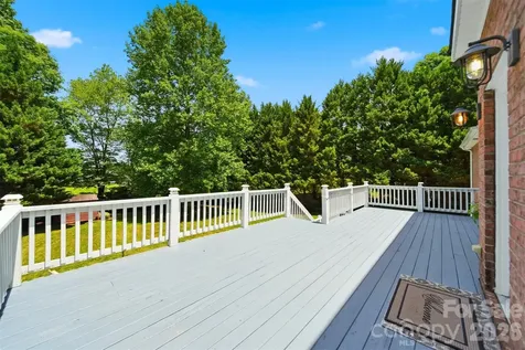 1245 34th Avenue NE Hickory NC 28601
