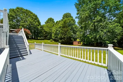 1245 34th Avenue NE Hickory NC 28601