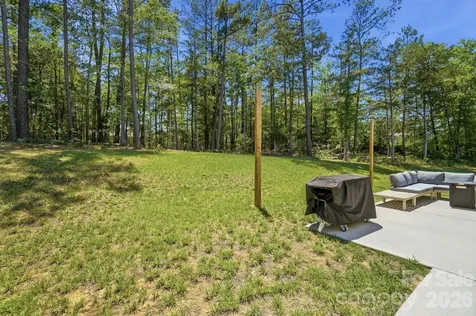 1217 Belmont Circle Drive Lancaster SC 29720