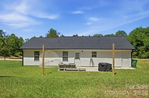 1217 Belmont Circle Drive Lancaster SC 29720
