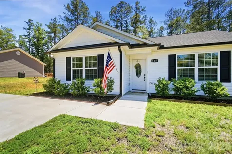 1217 Belmont Circle Drive Lancaster SC 29720