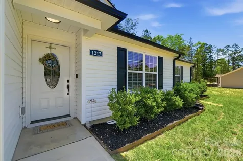 1217 Belmont Circle Drive Lancaster SC 29720