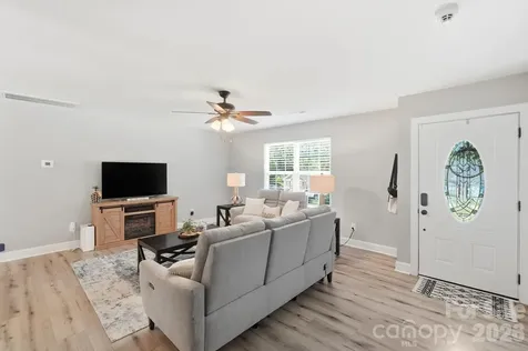 1217 Belmont Circle Drive Lancaster SC 29720