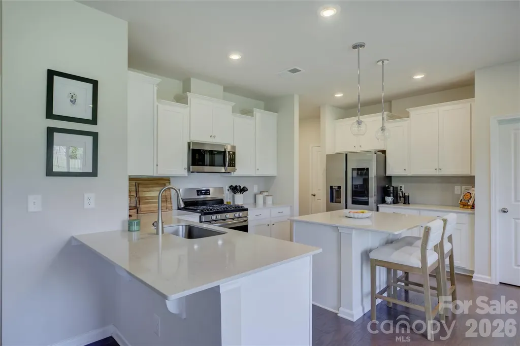 17812 New Mark Avenue Charlotte NC 28278
