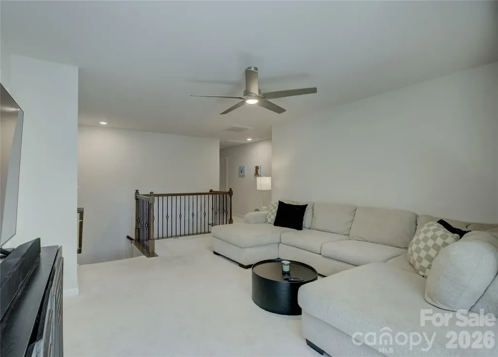 17812 New Mark Avenue Charlotte NC 28278